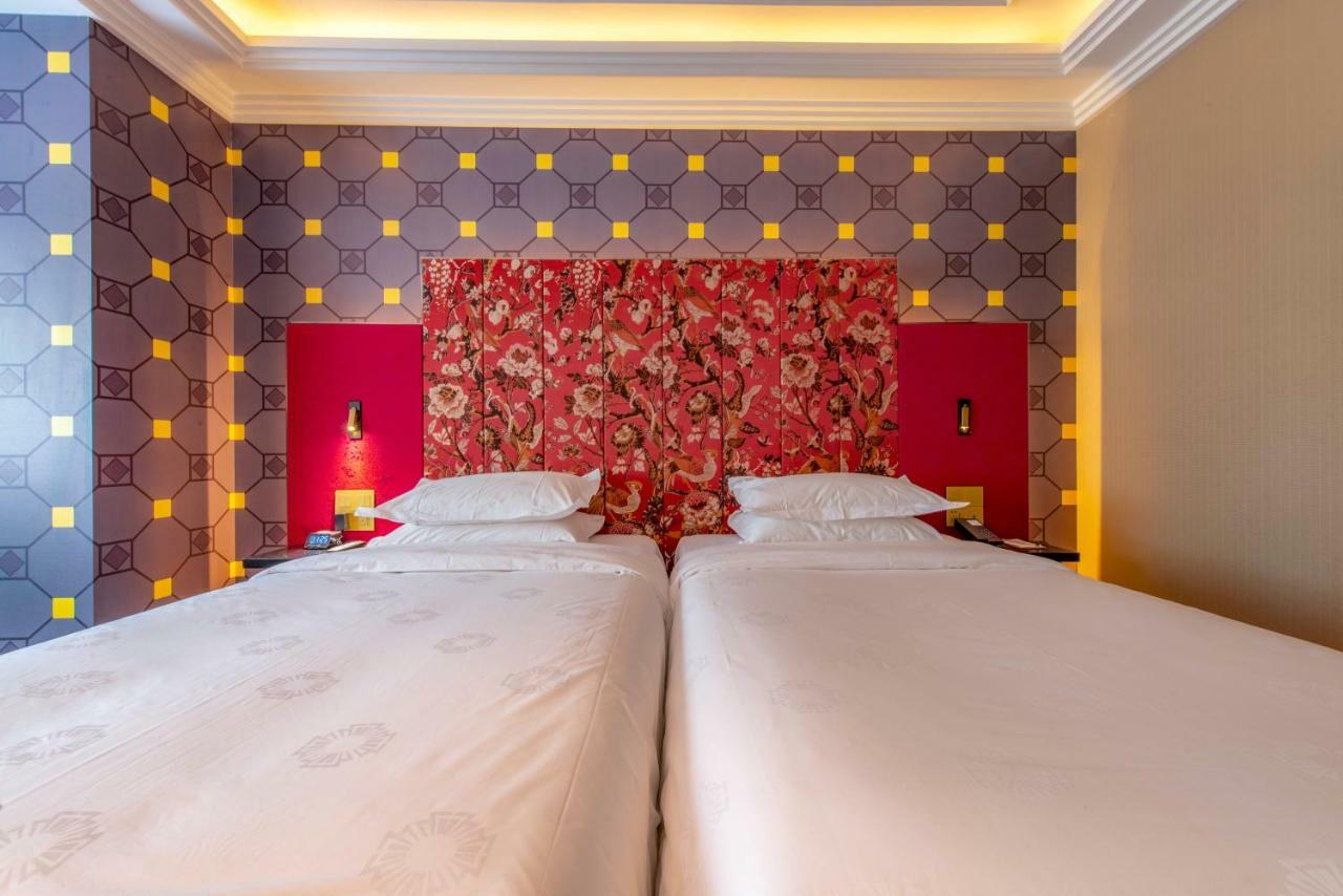 Jinjiang Metropolo Shanghai Xintiandi Hotel Екстериор снимка